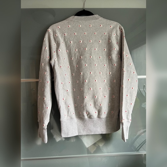 Champion Reverse Weave Branded Sweatshirt - Picture 4 of 4